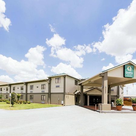 Quality Suites Houston Hobby Airport Exterior photo